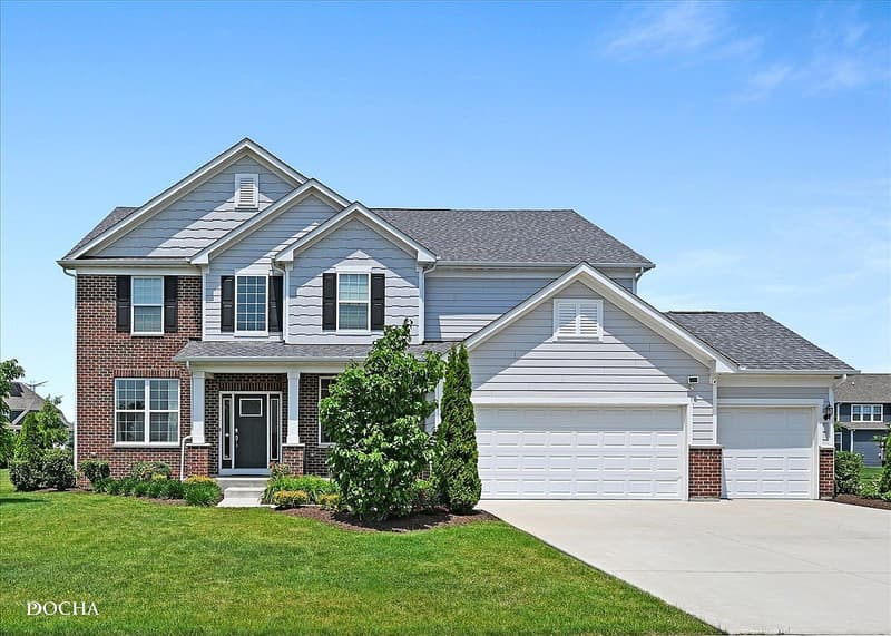 4327 Conifer Rd, Naperville